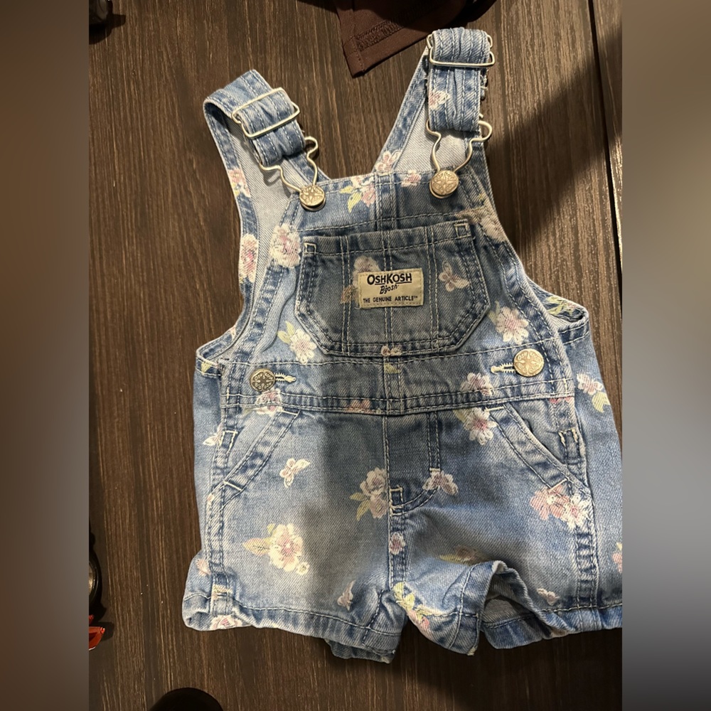 Oshkosh B’ gosh
